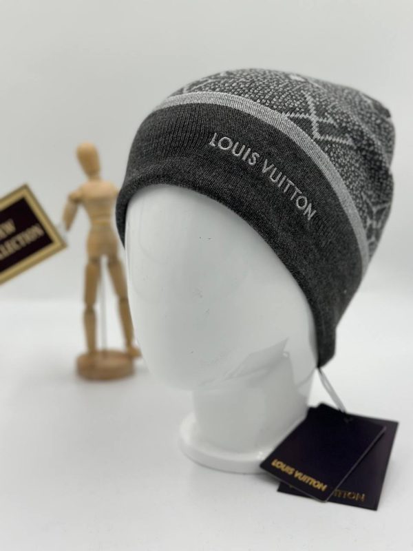 louis vuitton bere gri