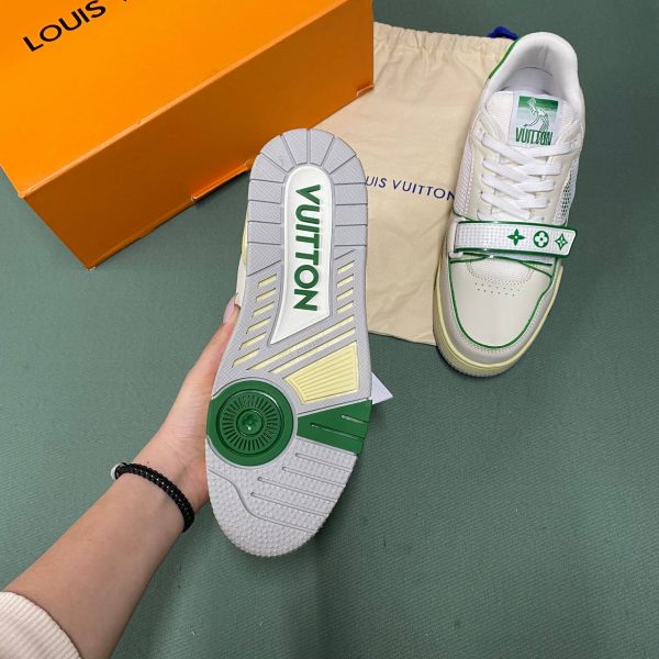 louis vuitton spor ayakkabi erkek trainer beyaz yesil logolu