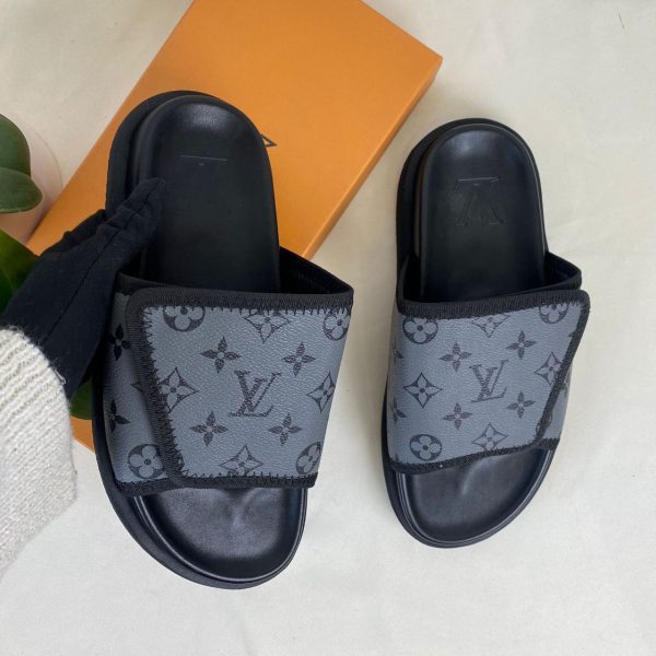 louis vuitton terlik gri monogram