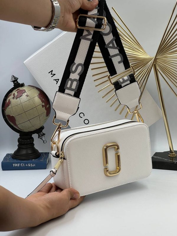 marc jacobs canta beyaz gri siyah askili 21x13 cm