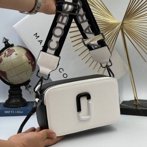 marc jacobs canta beyaz siyah 21x13 cm