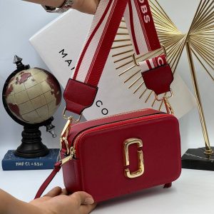 marc jacobs canta kirmizi beyaz askili 21x13 cm