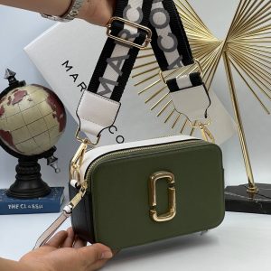 marc jacobs canta yesil beyaz siyah askili 21x13 cm