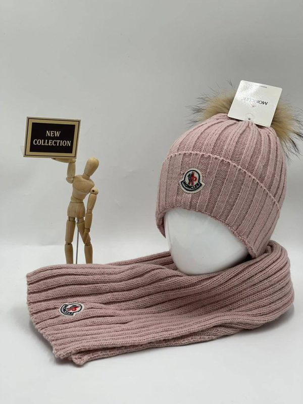 moncler atki bere takimi ponponlu pudra