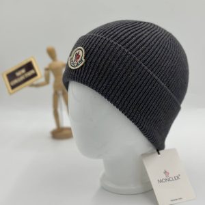 moncler bere logolu fume