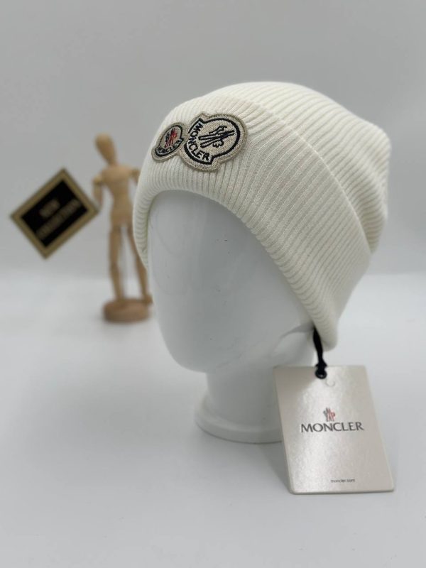 moncler bere unisex beyaz