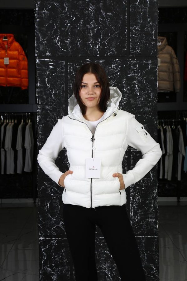 moncler mont baharlik triko detayli beyaz kolu cepli