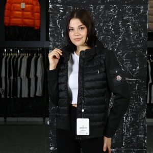 moncler mont baharlik triko detayli siyah