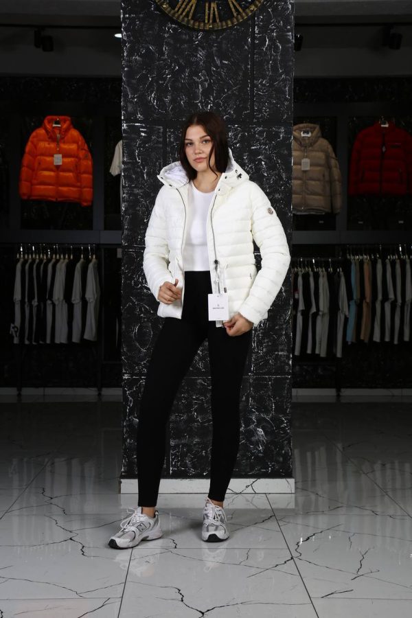 moncler mont beyaz beli sikmali kapusonlu