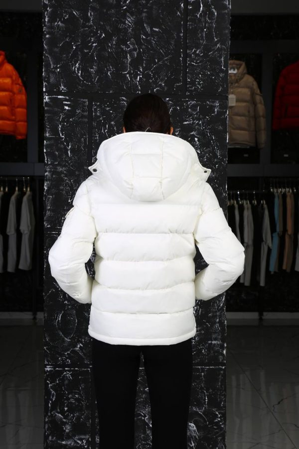 moncler mont beyaz classic kolu cepli kopusonlu