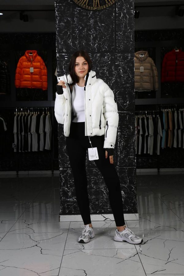 moncler mont beyaz gizli kapusonlu