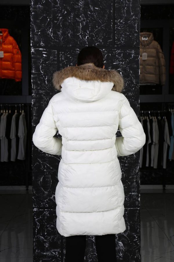 moncler mont beyaz uzun diz ustu kapusonlu
