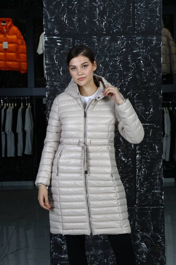 moncler mont kadin uzun belden sikmali vizon kapusonlu