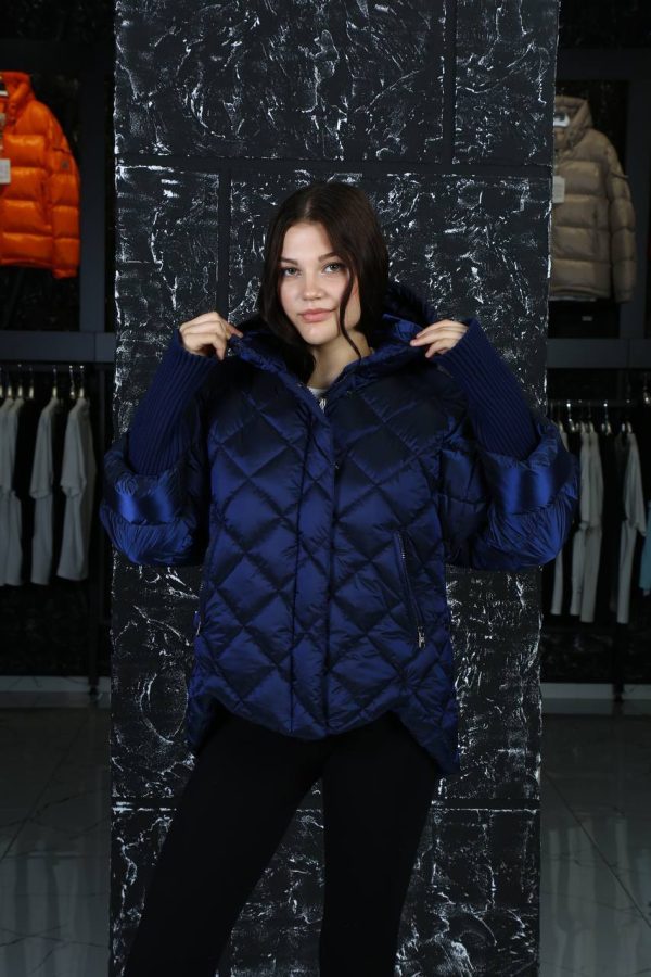 moncler mont lacivert kollari triko detayli kapusonlu