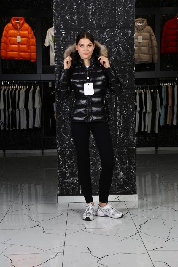 moncler mont siyah az parlak classic kolu cepli kapusonlu tilki tuyu