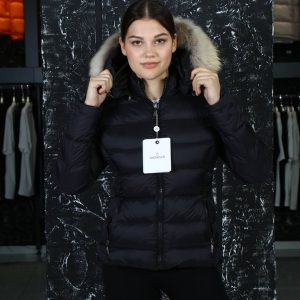 moncler mont siyah mat classic kolu cepli kapusonlu tilki tuyu