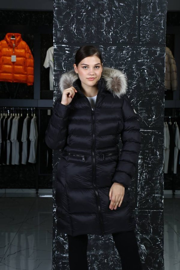 moncler mont siyah mat uzun diz ustu kapusonlu
