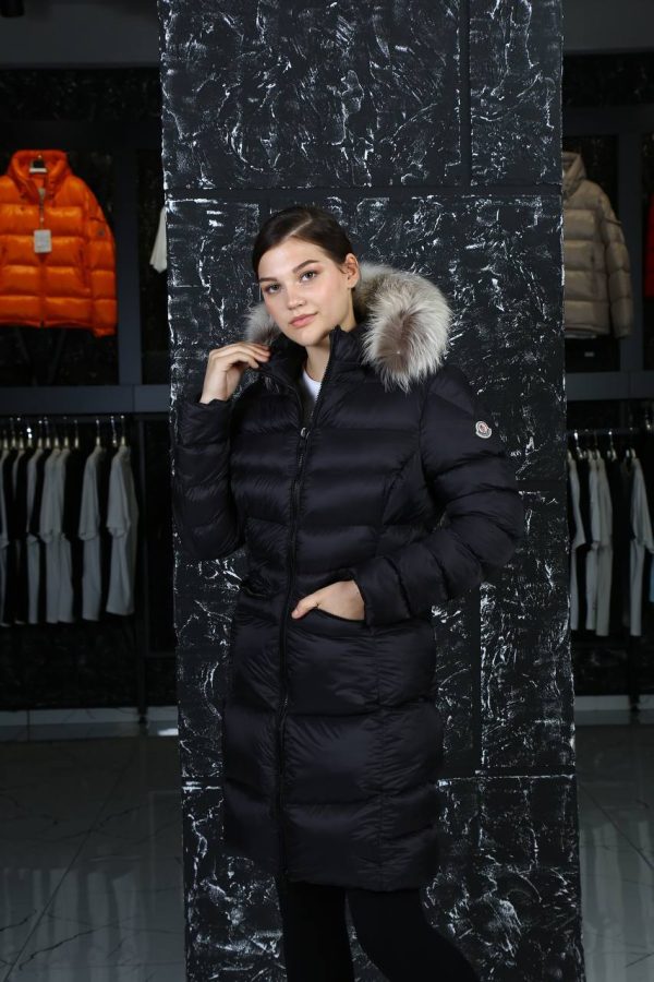 moncler mont siyah mat uzun diz ustu kapusonlu