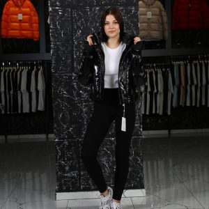 moncler mont siyah parlak gizli kapusonlu