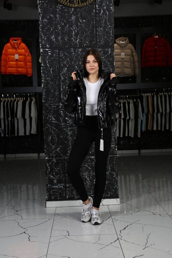 moncler mont siyah parlak gizli kapusonlu