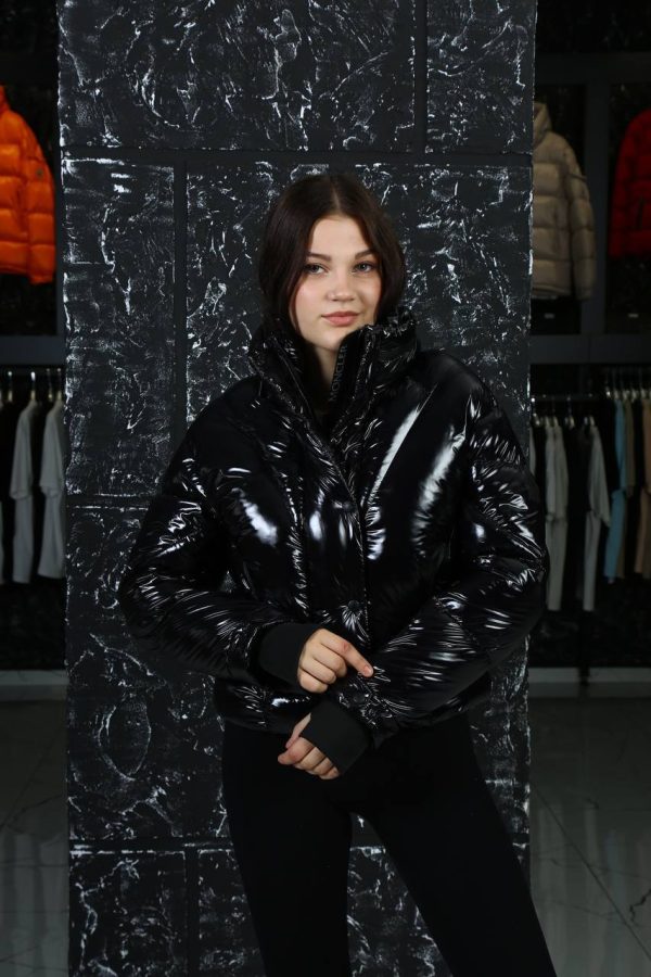 moncler mont siyah parlak gizli kapusonlu