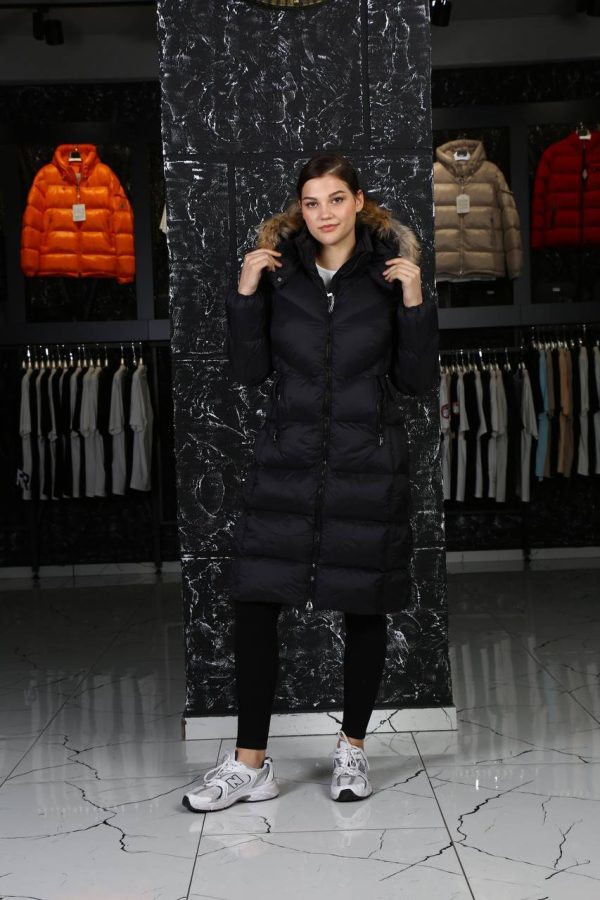 moncler mont uzun siyah beli kemer detayli kapusonlu tilki tuyu