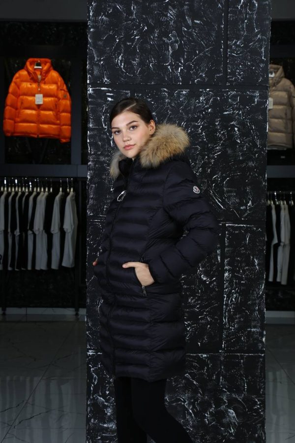 moncler mont uzun siyah kapusonlu tilki tuyu