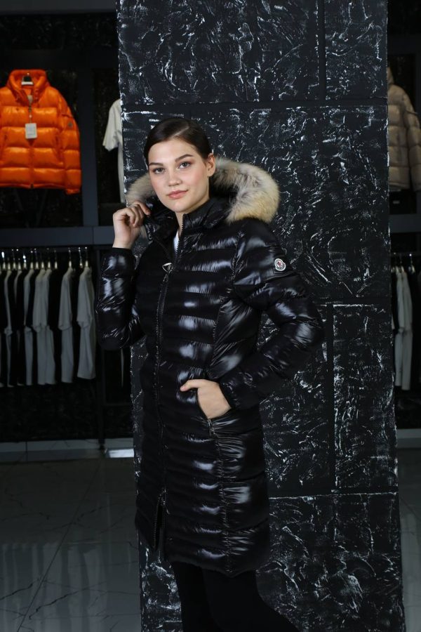 moncler mont uzun siyah parlak kapusonlu tilki tuyu
