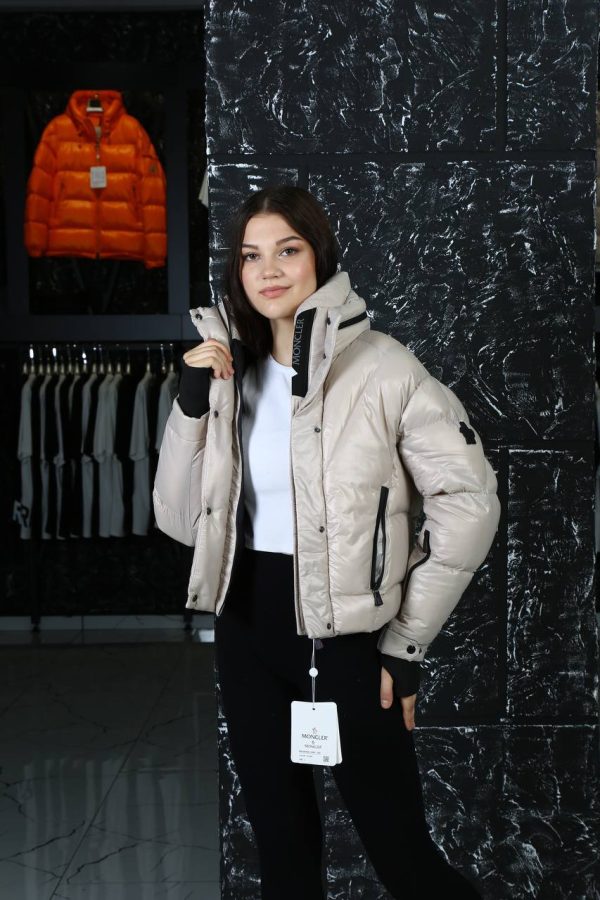 moncler mont vizon gizli kapusonlu