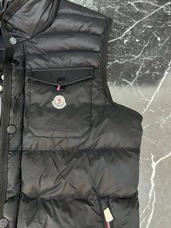 moncler yelek siyah cep detayli standart kalip