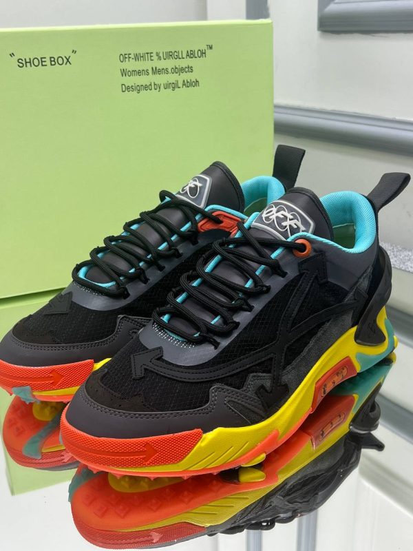 off white ayakkabi erkek siyah kirmizi sari