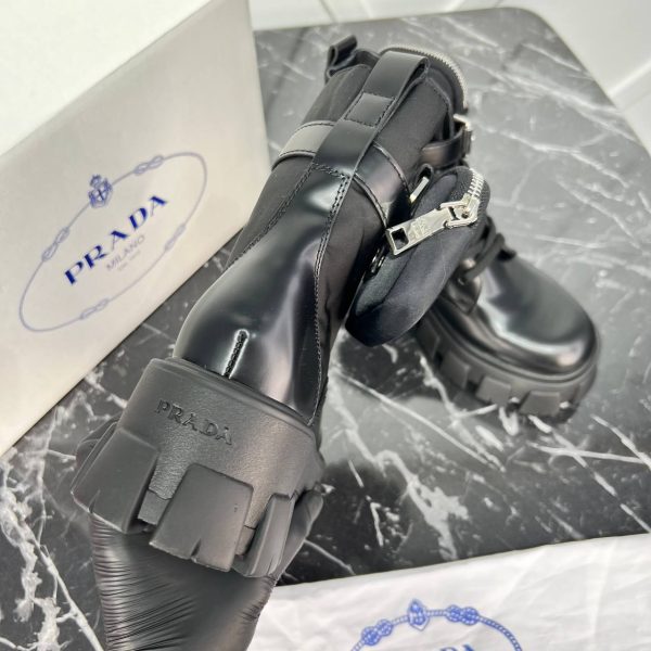 prada ayakkabi bot monolith boots