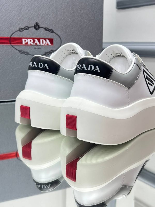 prada ayakkabi erkek gri beyaz