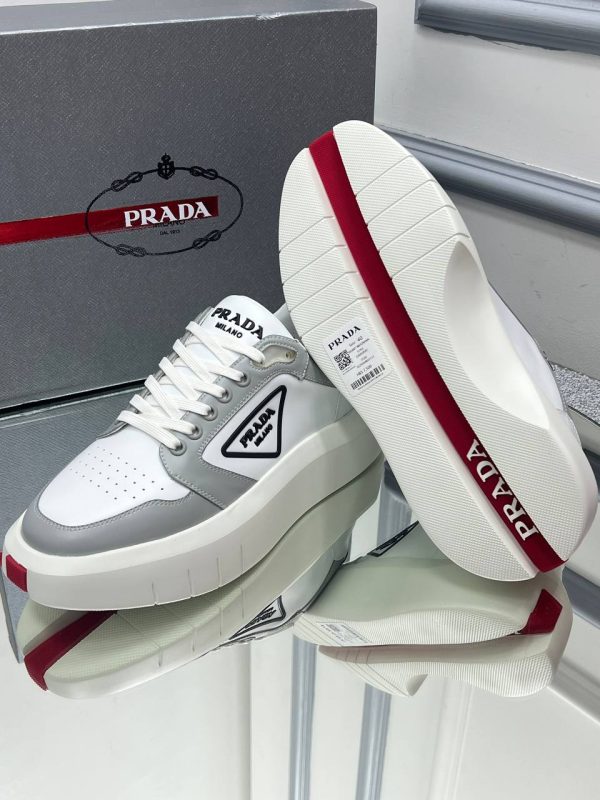 prada ayakkabi erkek gri beyaz
