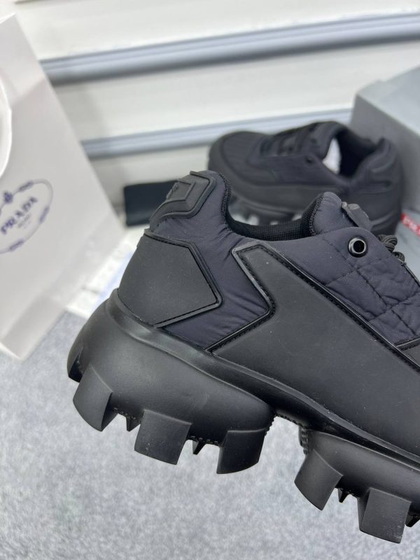 prada ayakkabi erkek siyah deri ve naylon kumas karisim