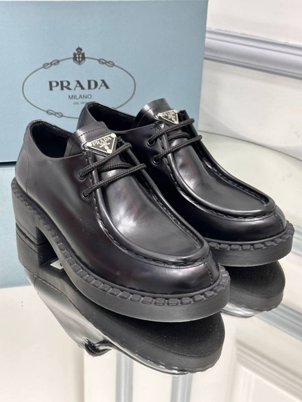 prada ayakkabi siyah bagcikli