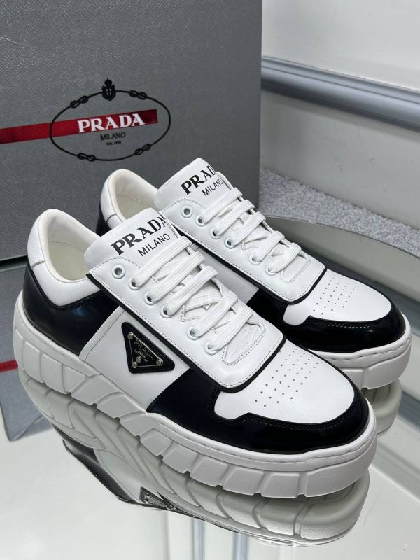 prada ayakkabi siyah beyaz classic unisex