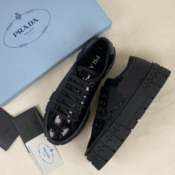 prada ayakkabi siyah payetli double wheel sequin