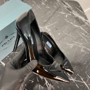 prada ayakkabi topuklu siyah rugan 10 cm