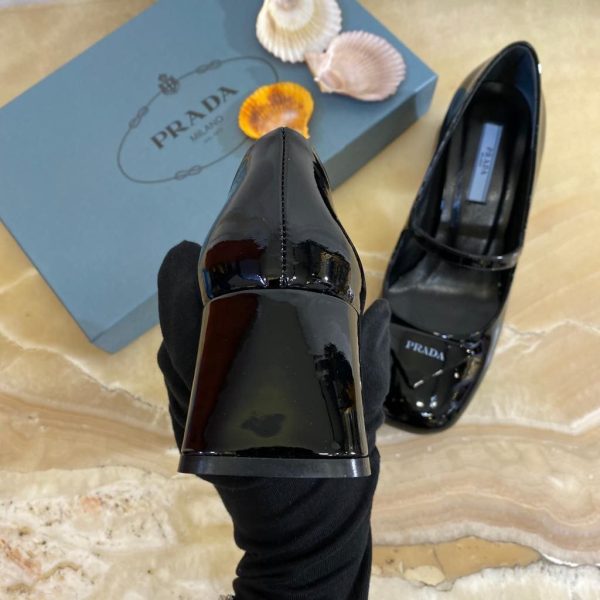 prada ayakkabi topuklu siyah rugan topuk 5cm