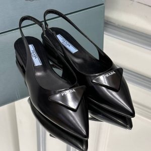 prada babet siyah arkasi acik
