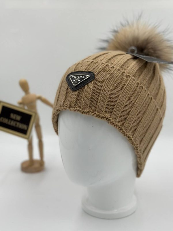 prada bere ponponlu camel