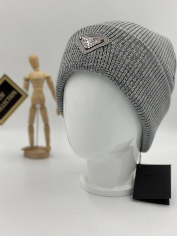 prada bere unisex gri