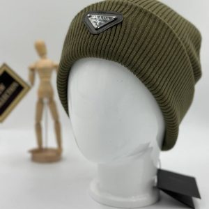 prada bere unisex haki