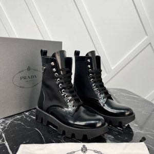 prada bot siyah satin