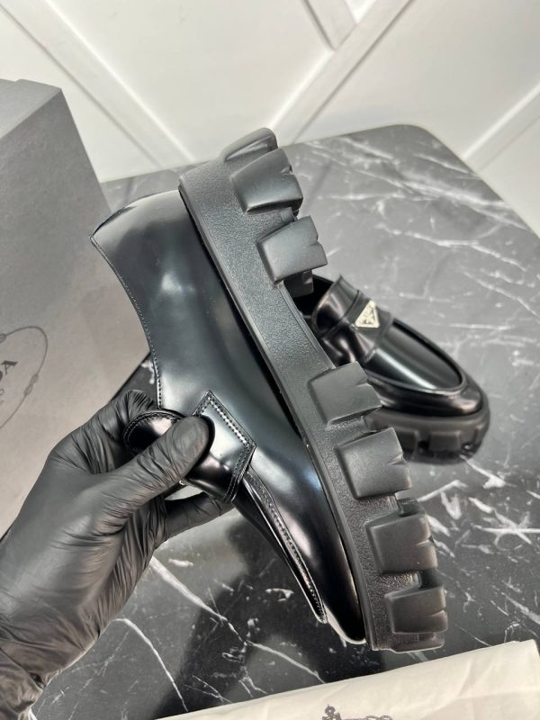 prada bot siyah satin