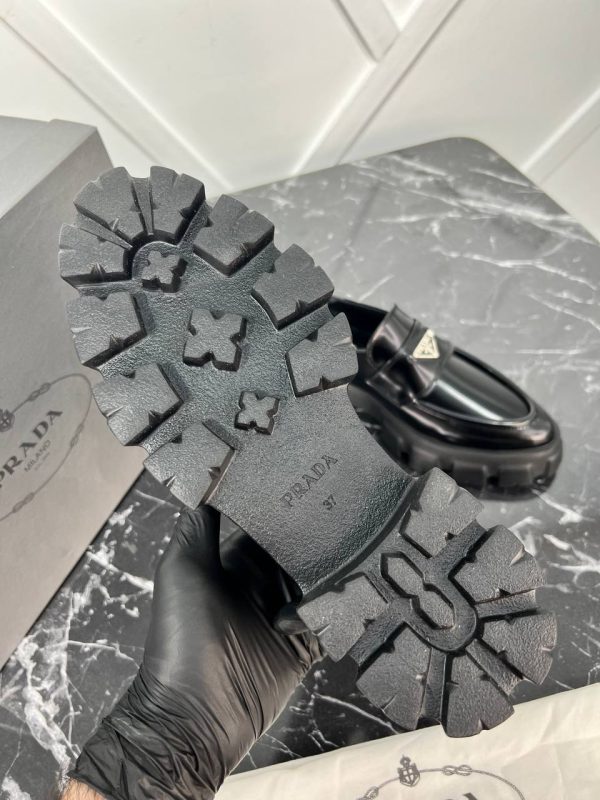 prada bot siyah satin