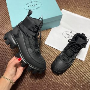 prada bot yeni sezon siyah
