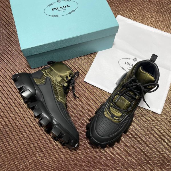 prada bot yeni sezon siyah yesil
