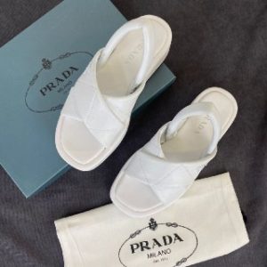 prada terlik sandalet capraz